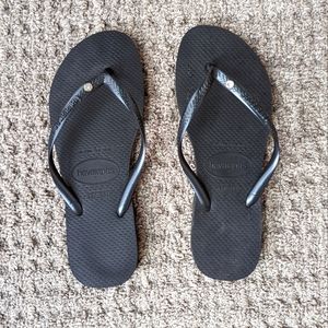 Black Havaiana Flip Flops